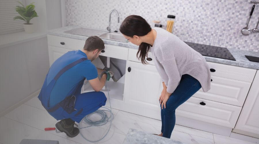 Expert burst pipe repair services in North Salem, IN